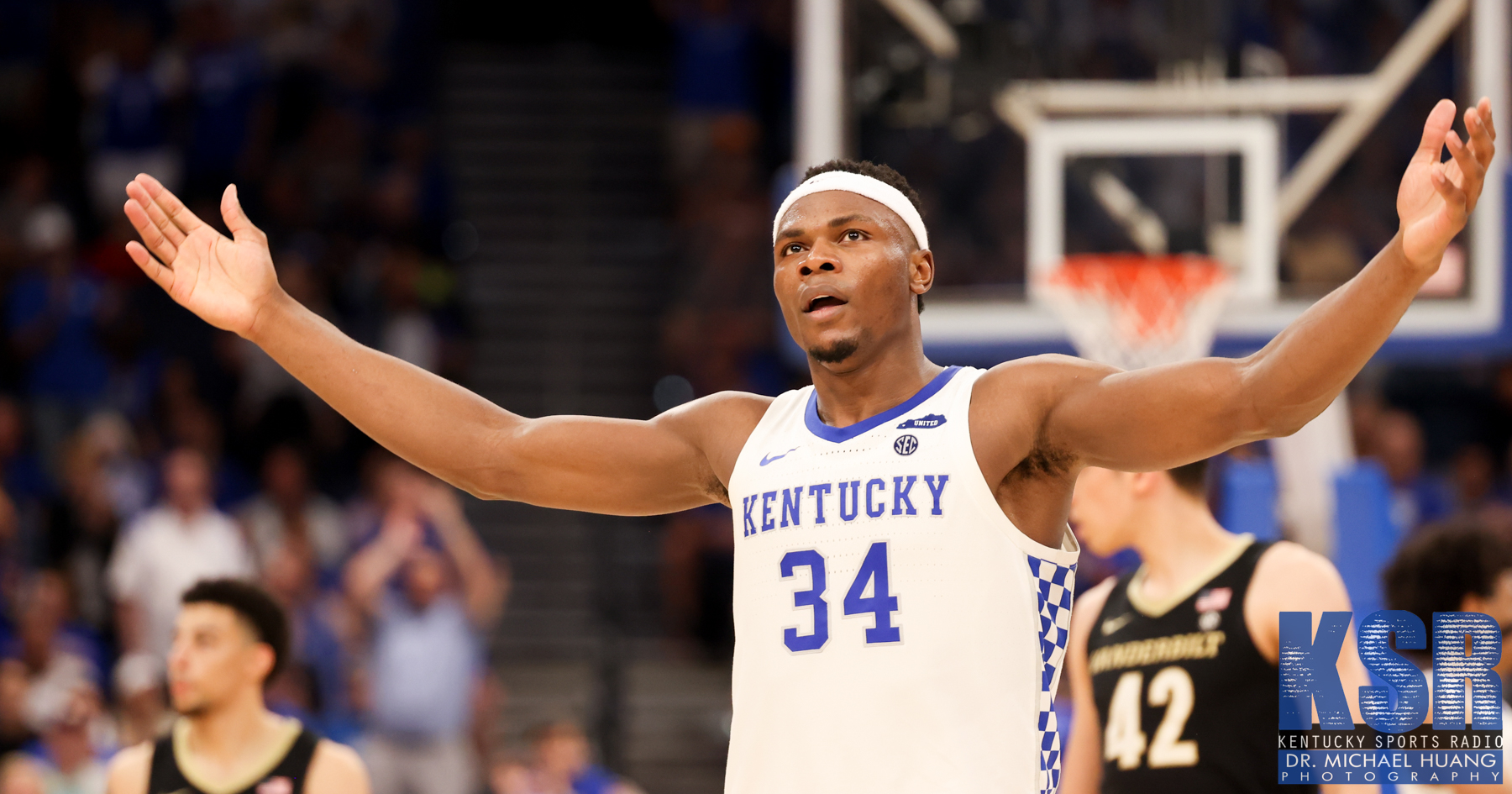 Oscar Tshiebwe Is Kentucky's 21st Consensus First Team All-American - On3