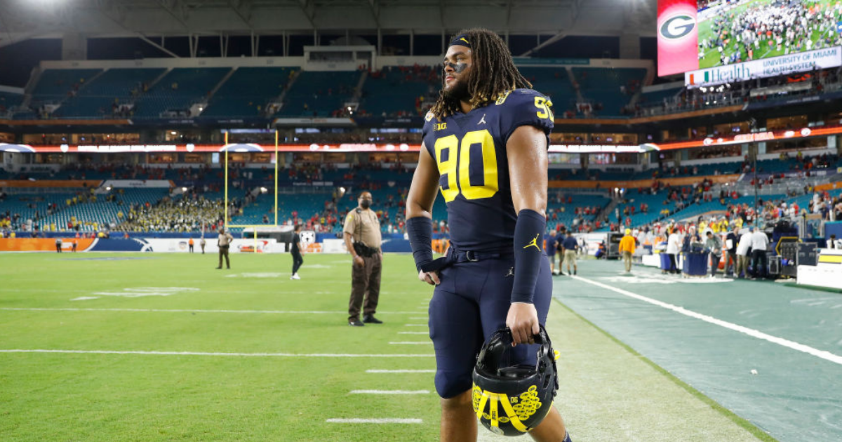 Morris ends time in Ann Arbor, enters name into NFL Draft