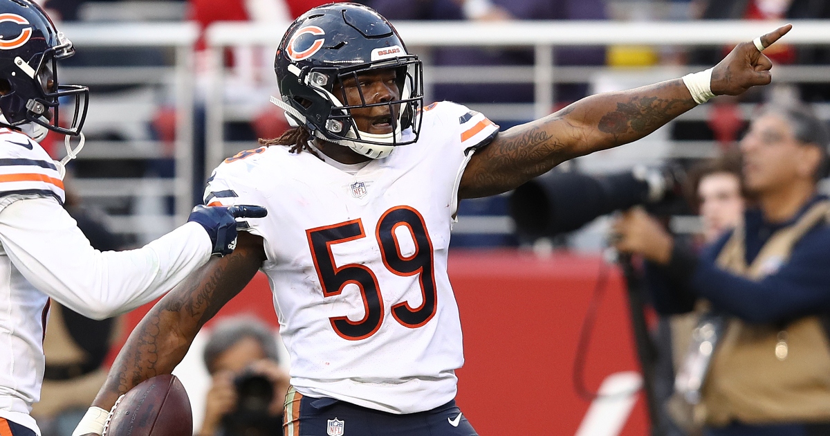 Trevathan officially introduced as member of Chicago Bears