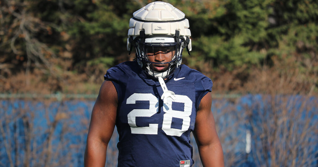 Defensive tackle Zane Durant practices at Penn State