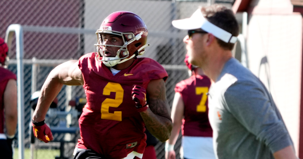 USC wide receiver Brenden Rice rune a route during a Trojans' practice