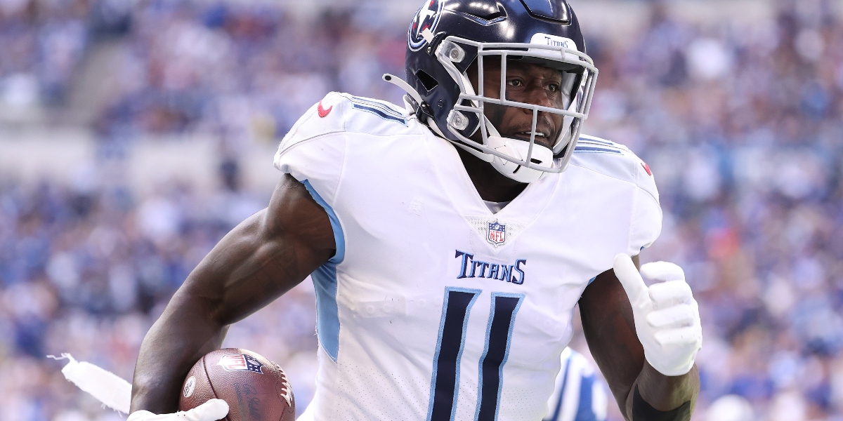 Eagles trade for WR A.J. Brown, agree on $100 million extension after draft  night blockbuster with Titans