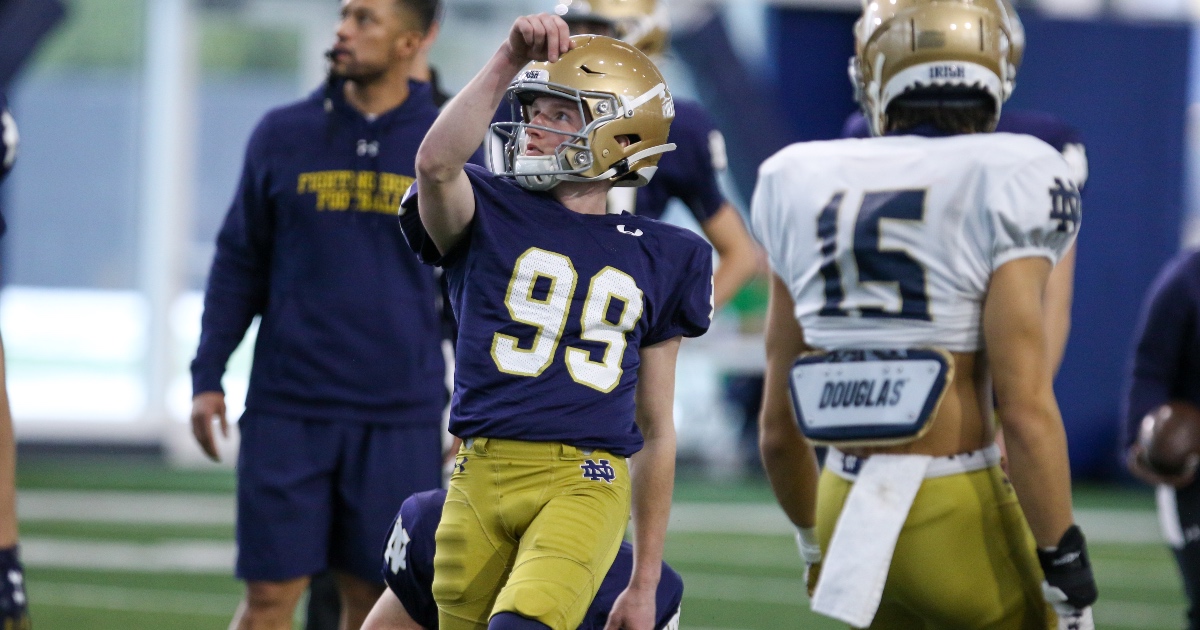 Blake Grupe drills game winning kick for the Saints