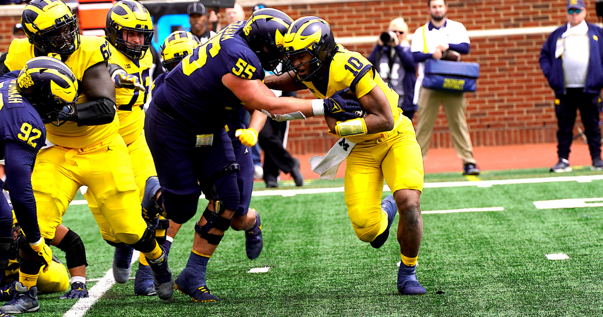 Michigan's defensive line relying on experience during unique time