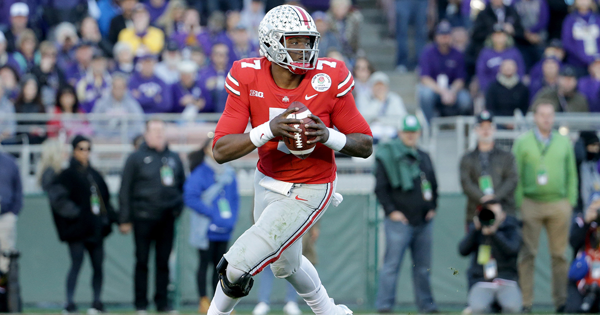 ESPN - Dwayne Haskins, an Ohio State standout and NFL QB, died Saturday  morning after being hit by a car in South Florida, agent Cedric Saunders  told Adam Schefter.