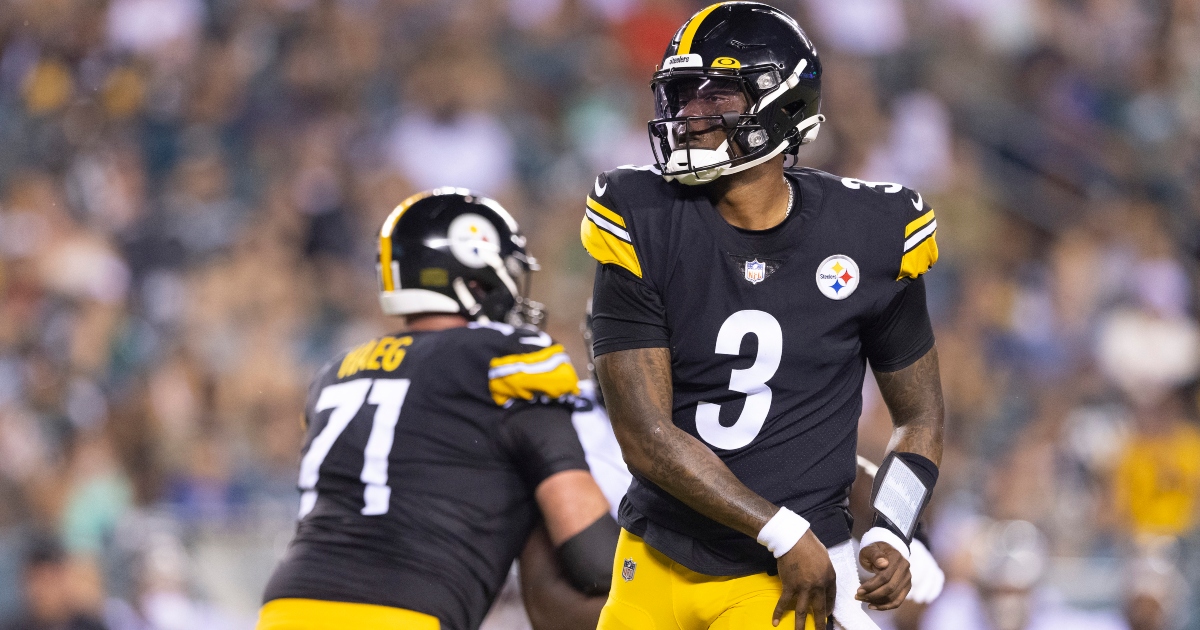 Steelers QB Haskins killed in car accident