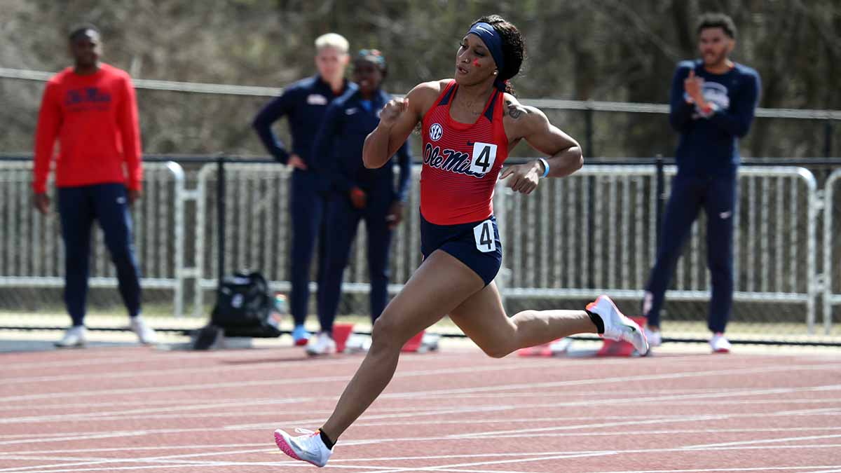 From the Wire Ole Miss track & field closes Joe Walker Invitational