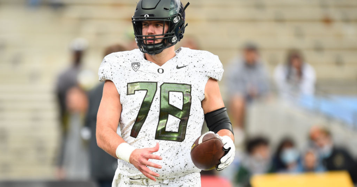 oregons-veteran-led-offensive-line-ready