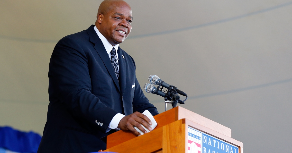 Frank Thomas: Auburn baseball legend had statue unveiled on campus