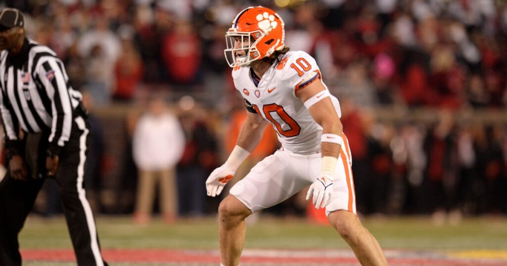 NFL Draft expert grades on Clemson's Andrew Booth Jr., Baylon Spector