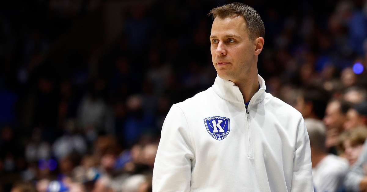 Duke's Jon Scheyer checks in on top basketball recruits