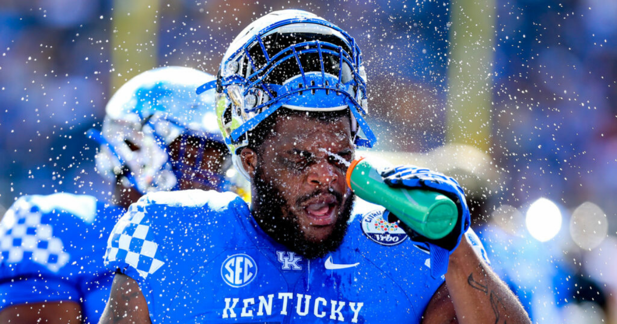 Marquan McCall entering 2022 NFL Draft: Kentucky Wildcats Football News - A  Sea Of Blue