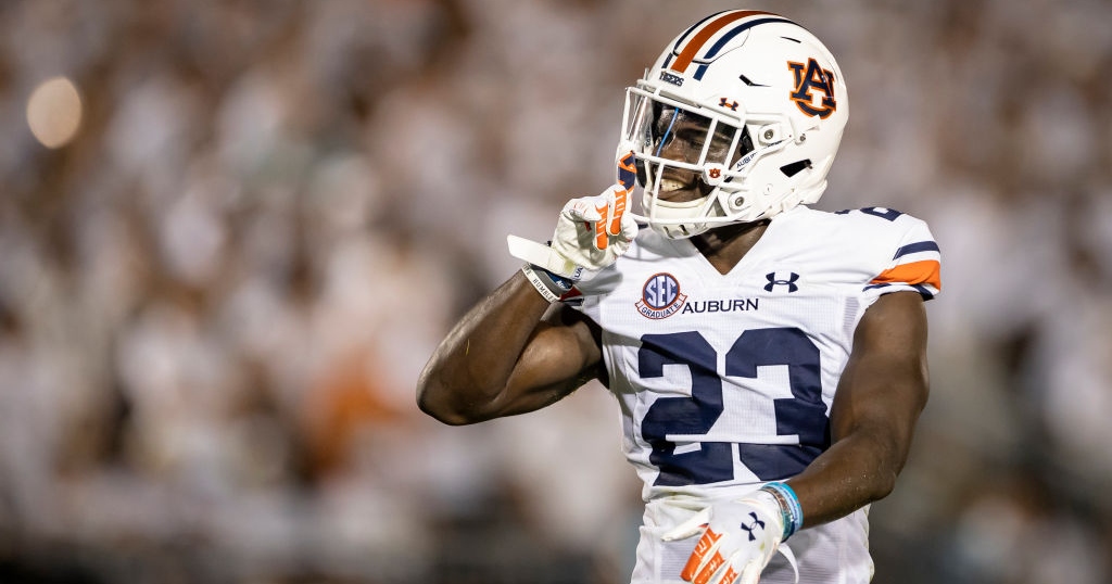 Auburn's Roger McCreary drafted in 2nd round by Tennessee Titans