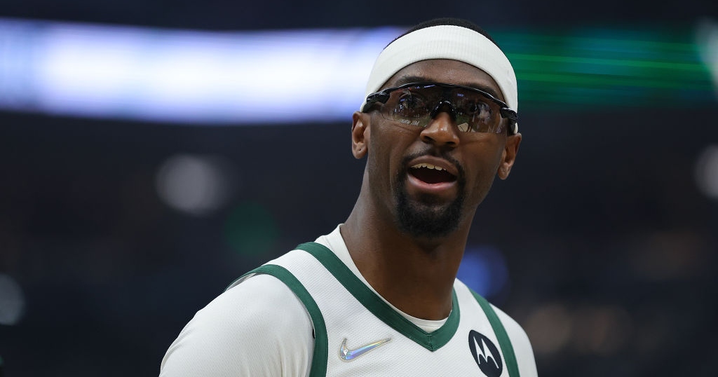 buckets on X: bobby portis' goggles giving him superpowers   / X