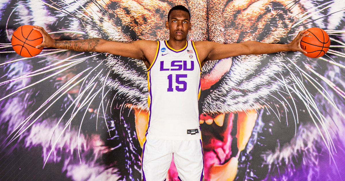7foot fourstar center Shawn Phillips commits to LSU On3