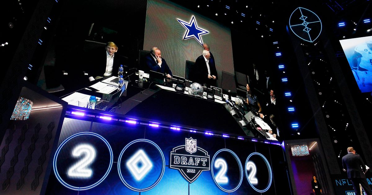 Dallas Cowboys select wide receiver Jalen Tolbert with No. 88 pick