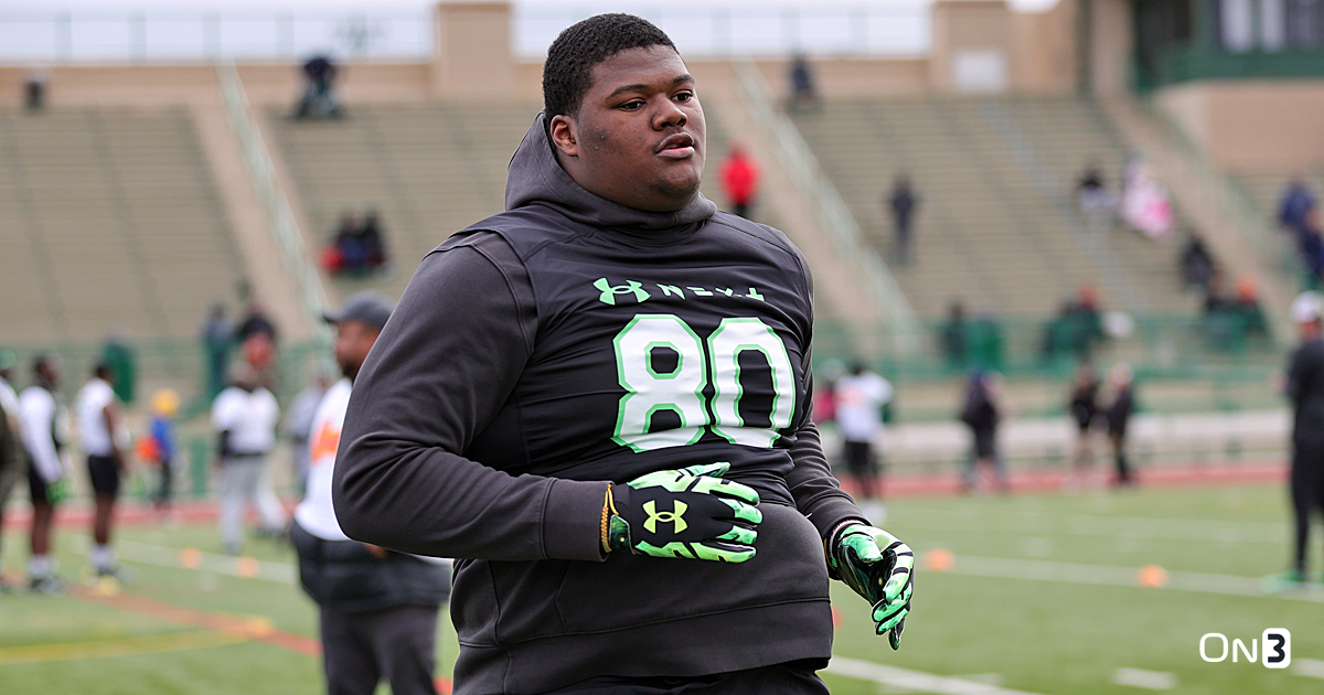 Sydir Mitchell commits to the Texas Longhorns On3