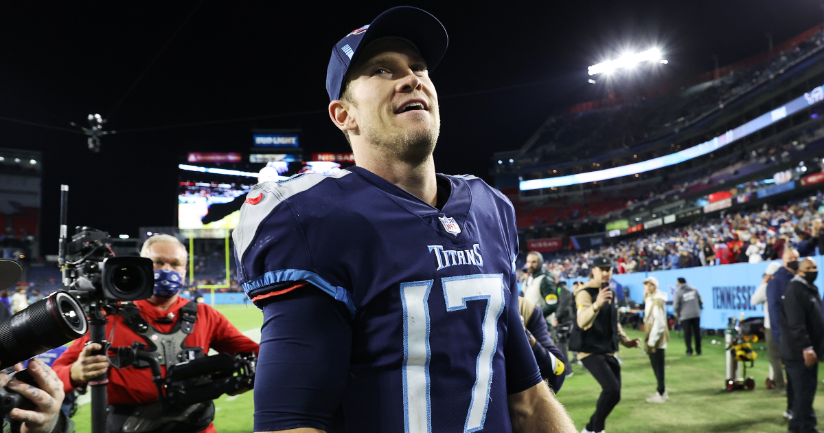 WATCH: Ryan Tannehill clarifies comments on Titans addition of Malik Willis  - On3