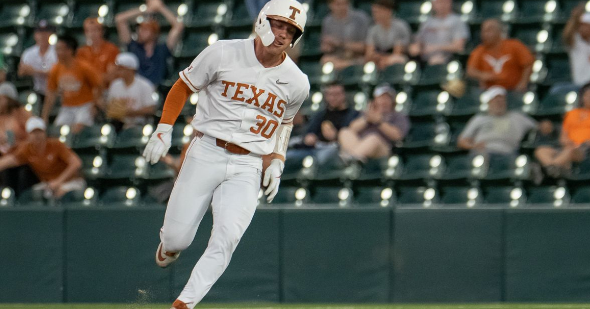 ECU vs. Texas: Live score updates in Game 3 of NCAA super regional