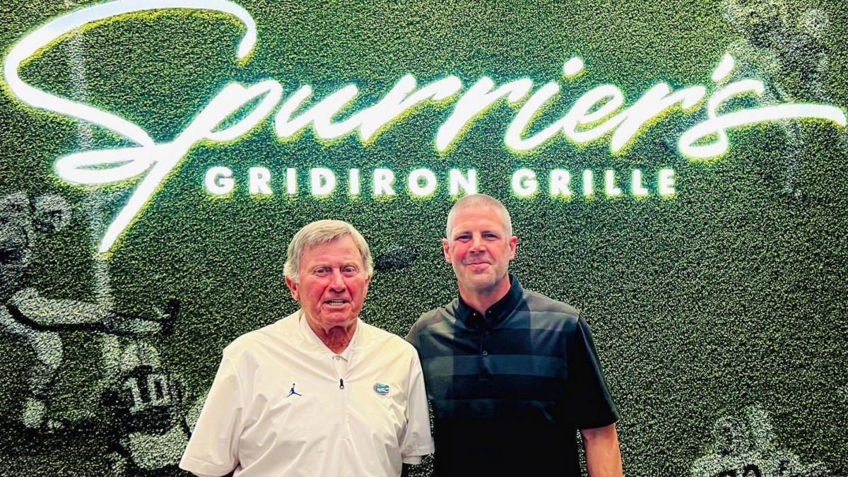 Coach Steve Spurrier announces Grit University Summer 2022 intern!