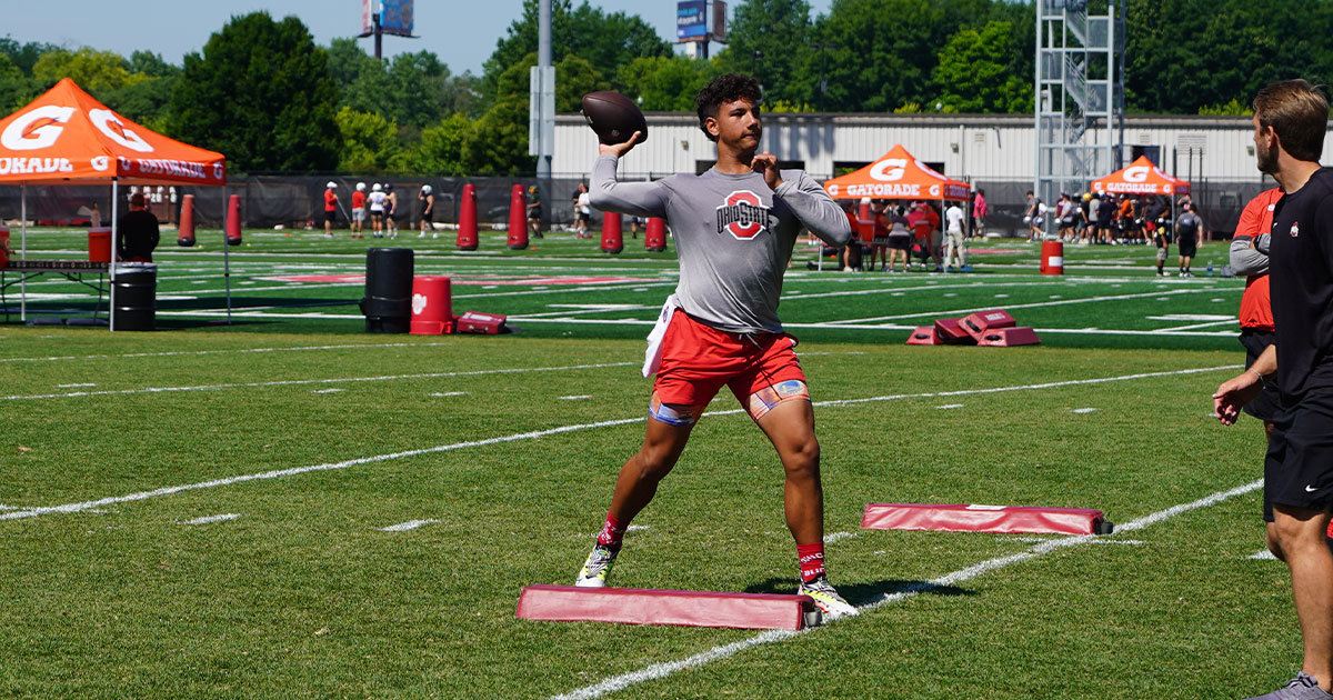Ohio State Buckeyes QB commit Dylan Raiola works out at camp