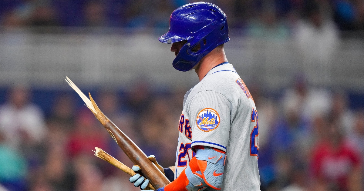 WATCH: Former Florida star Pete Alonso blasts home run after breaking bat  over his knee - On3