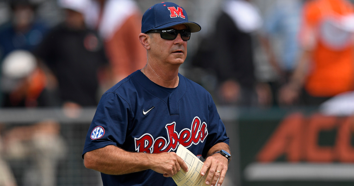 Ole Miss Baseball on X: Midweek Drip 💧 Tuesday: Navy Wednesday: Pins  #RebThreads