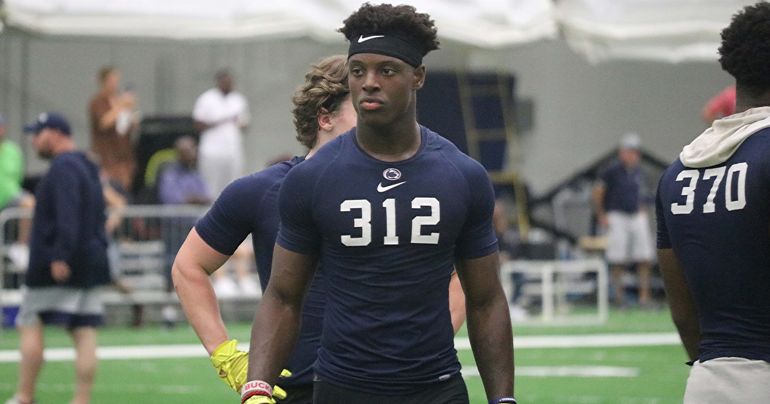 2024 RB Sam WilliamsDixon narrows list to five schools On3