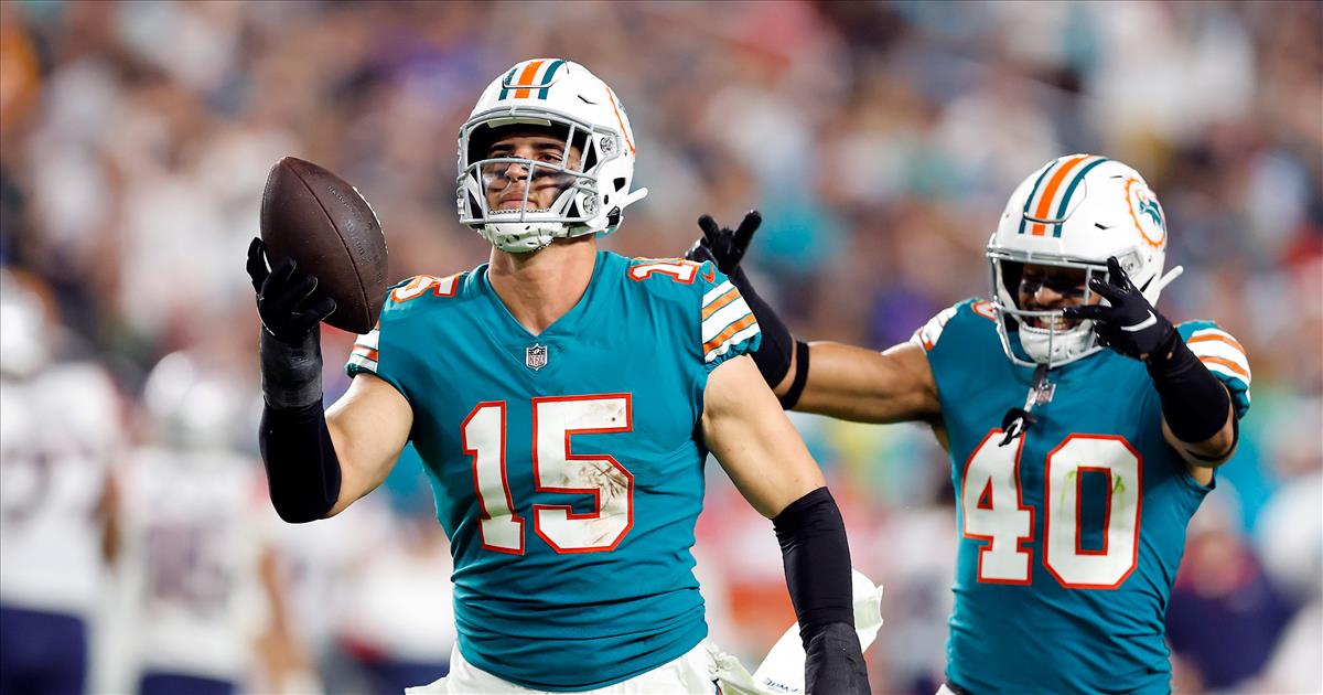 Miami Dolphins linebacker Jaelan Phillips looks on during the game