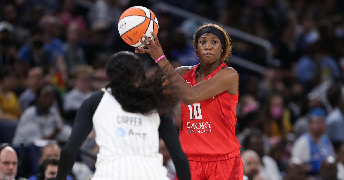 The quiet resilience of Kentucky superstar Rhyne Howard - Just Women's  Sports