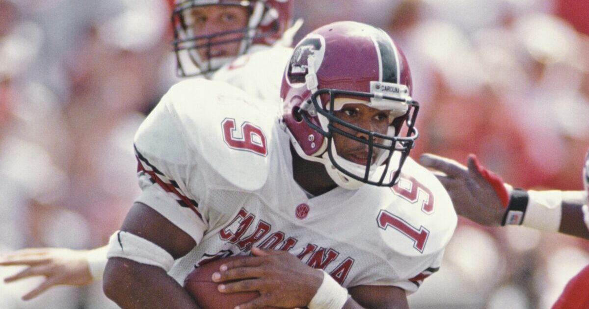 Former USC star and coach elected to South Carolina Football Hall of Fame, another Gamecock honored