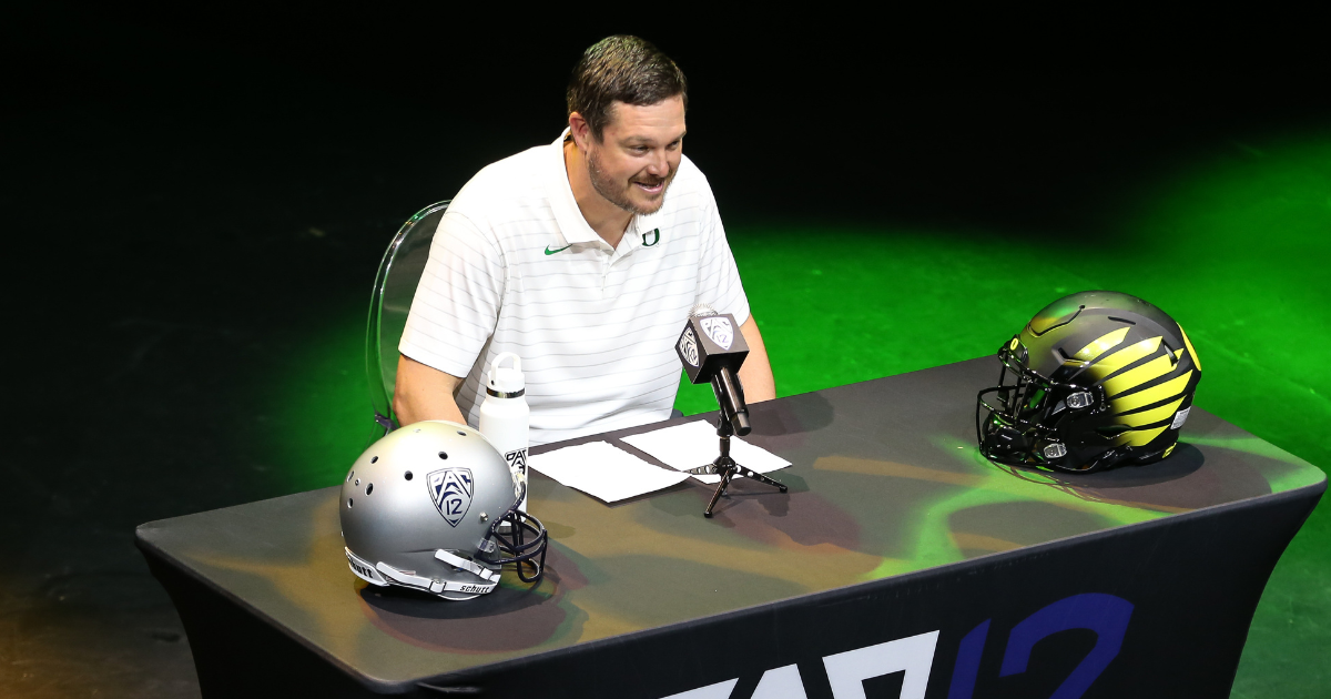 Dan Lanning explains how position versatility will be a benefit for Oregon's defense