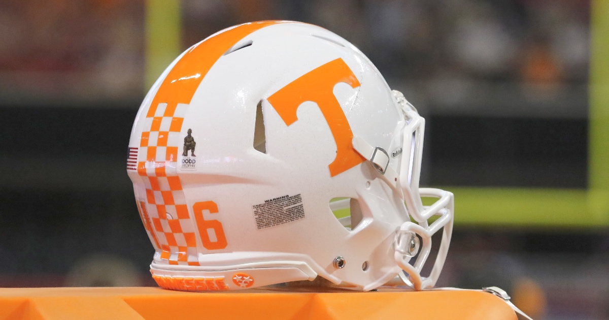 Tim Banks discusses improved depth for Tennessee in 2022 - On3