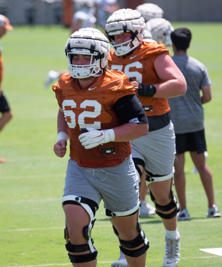 ut_fall_camp_08_04_22-8040031-768x925.jp