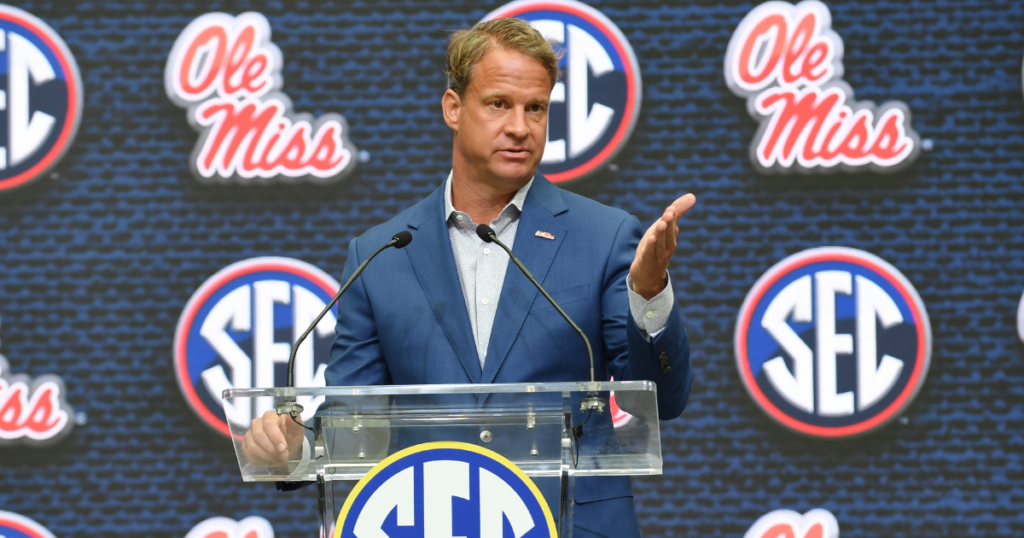 lane-kiffin-addresses-quarterback-situation-following-latest-practice-ole-miss-jaxson-dart-luke-altmyer