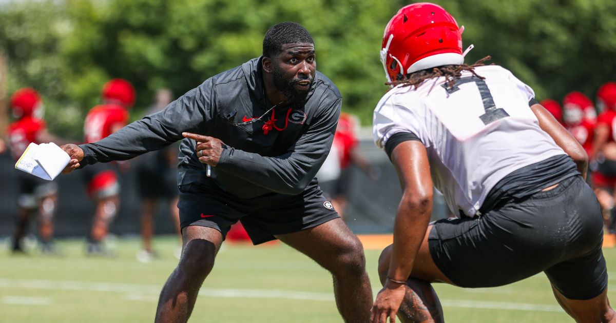 Georgia OLBs coach Chidera Uzo-Diribe reportedly expected to take NFL job