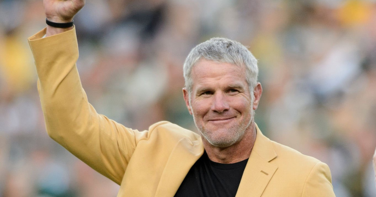 NFL Legend Brett Favre Says He's Likely Had 'Thousands' of Concussions