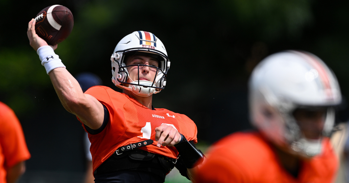 Auburn QB battle: T.J. Finley earns starting job over Texas A&M transfer  Zach Calzada 