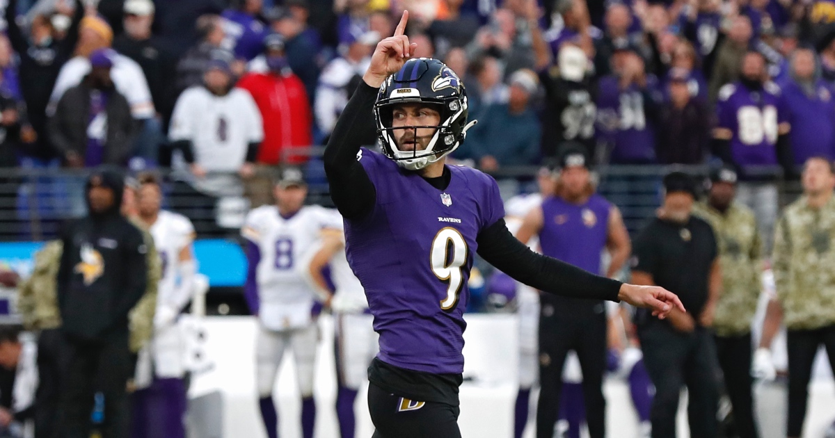 Ravens make Justin Tucker NFL's second-highest paid kicker