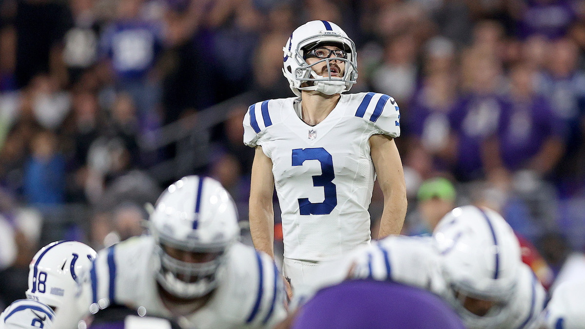 Why does Rodrigo Blankenship wear glasses during Colts games