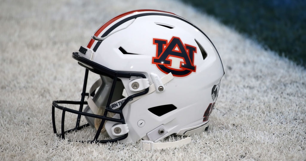 2024 WR Terrance Moore offered by Auburn On3