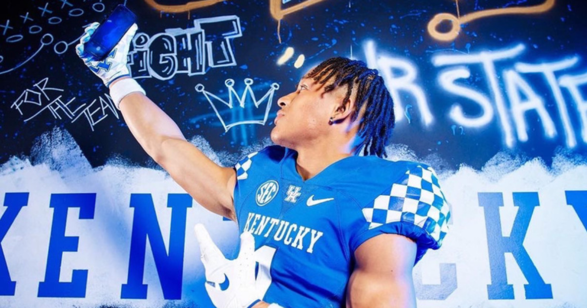 Kentucky commit Anthony Brown scores 3 touchdowns in season debut