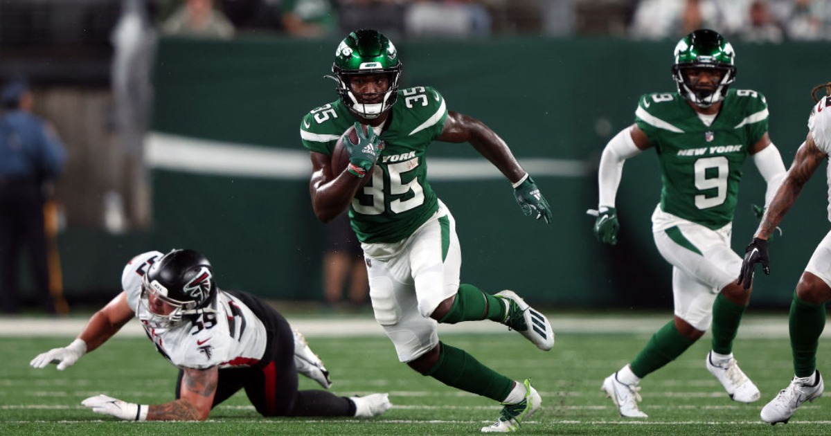 NY Jets RB Zonovan Knight makes history in his NFL debut