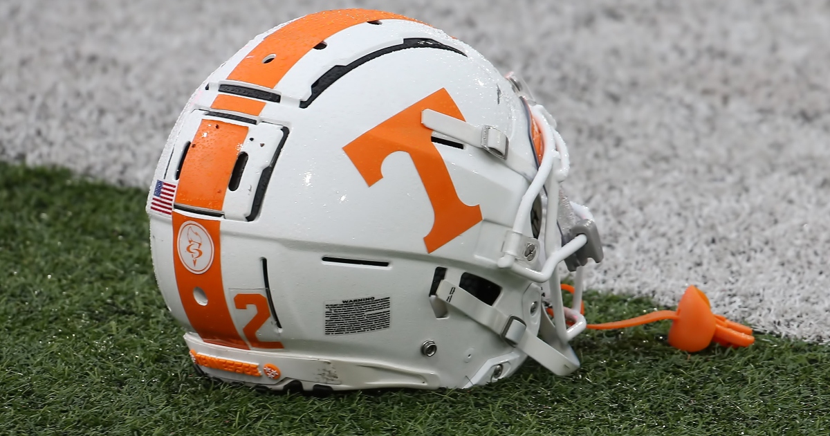 Tennessee football lands a massive recruiting win over two main