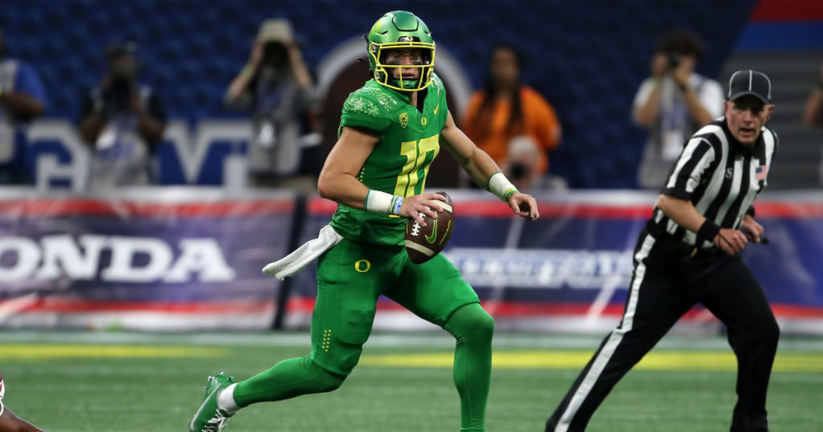 Watch: Bo Nix Discusses Oregon Offense - On3