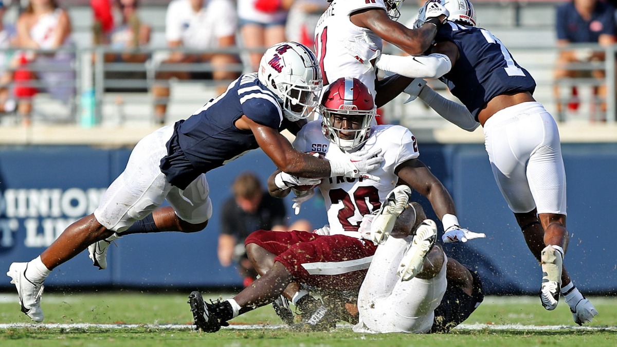 Tysheem Johnson has the “it” factor for Ole Miss defense