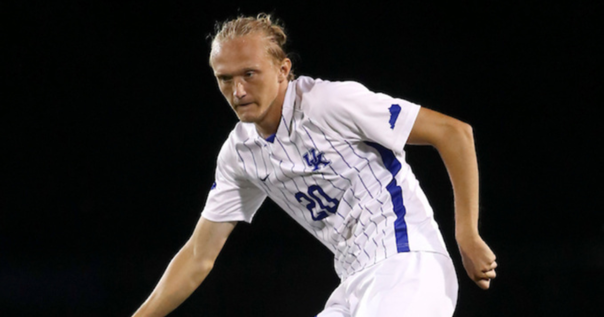 Louisville takes on Kentucky in top-25 soccer matchup
