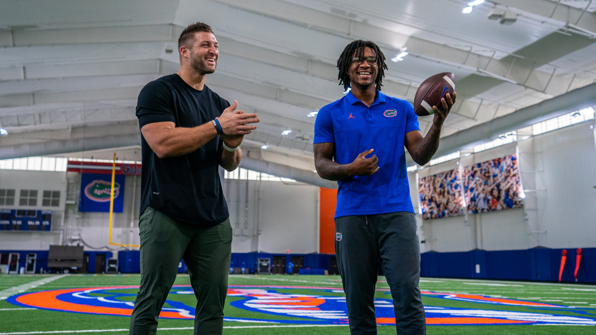 Tim Tebow arrives in Trenton, looking for route to Majors