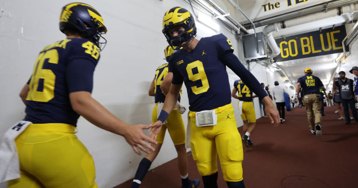 Michigan's Jim Harbaugh compares QBs to Kaepernick, Smith