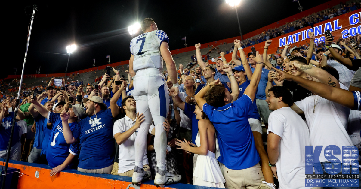 LOOK: Kentucky Celebrates The Win Over No. 12 Florida - On3